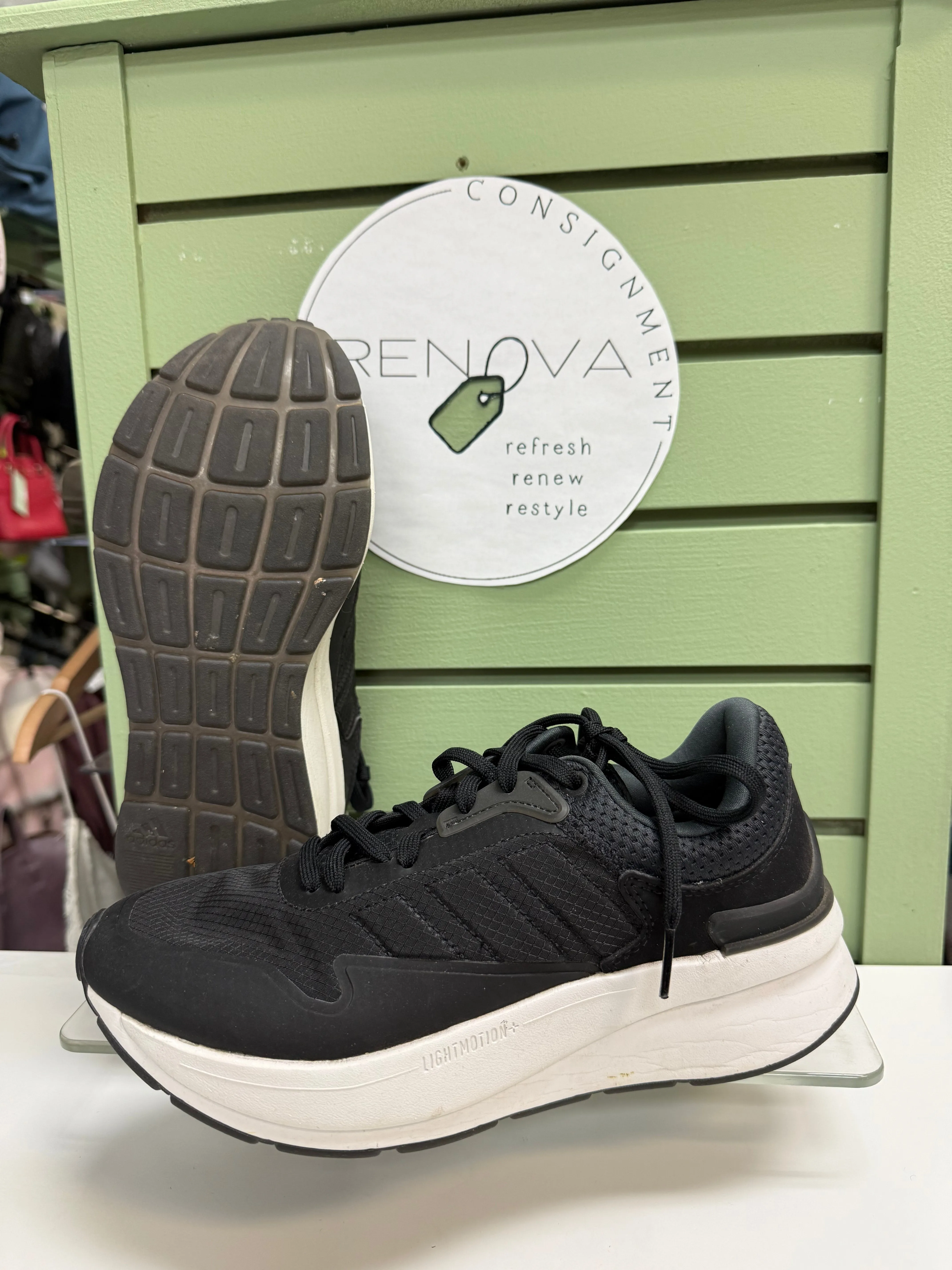 Adidas Duramo Runners (Womens 7) track - worthy dusk running shoes