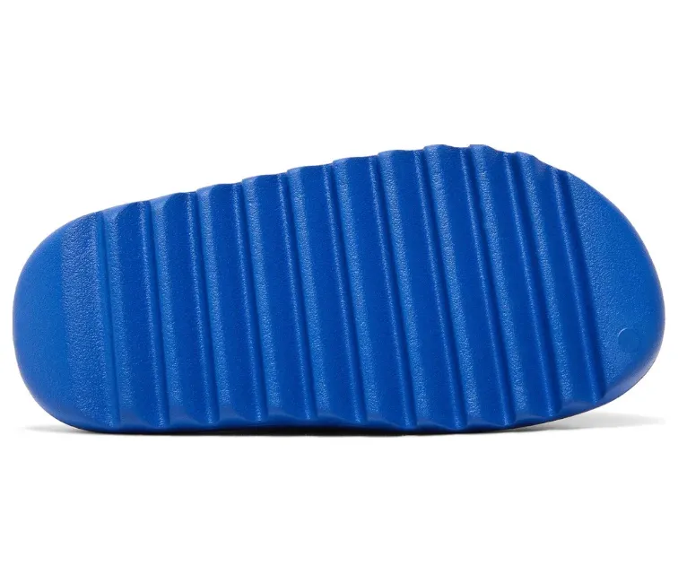 award - ceremony running gear Adidas Yeezy Slide (Azure)