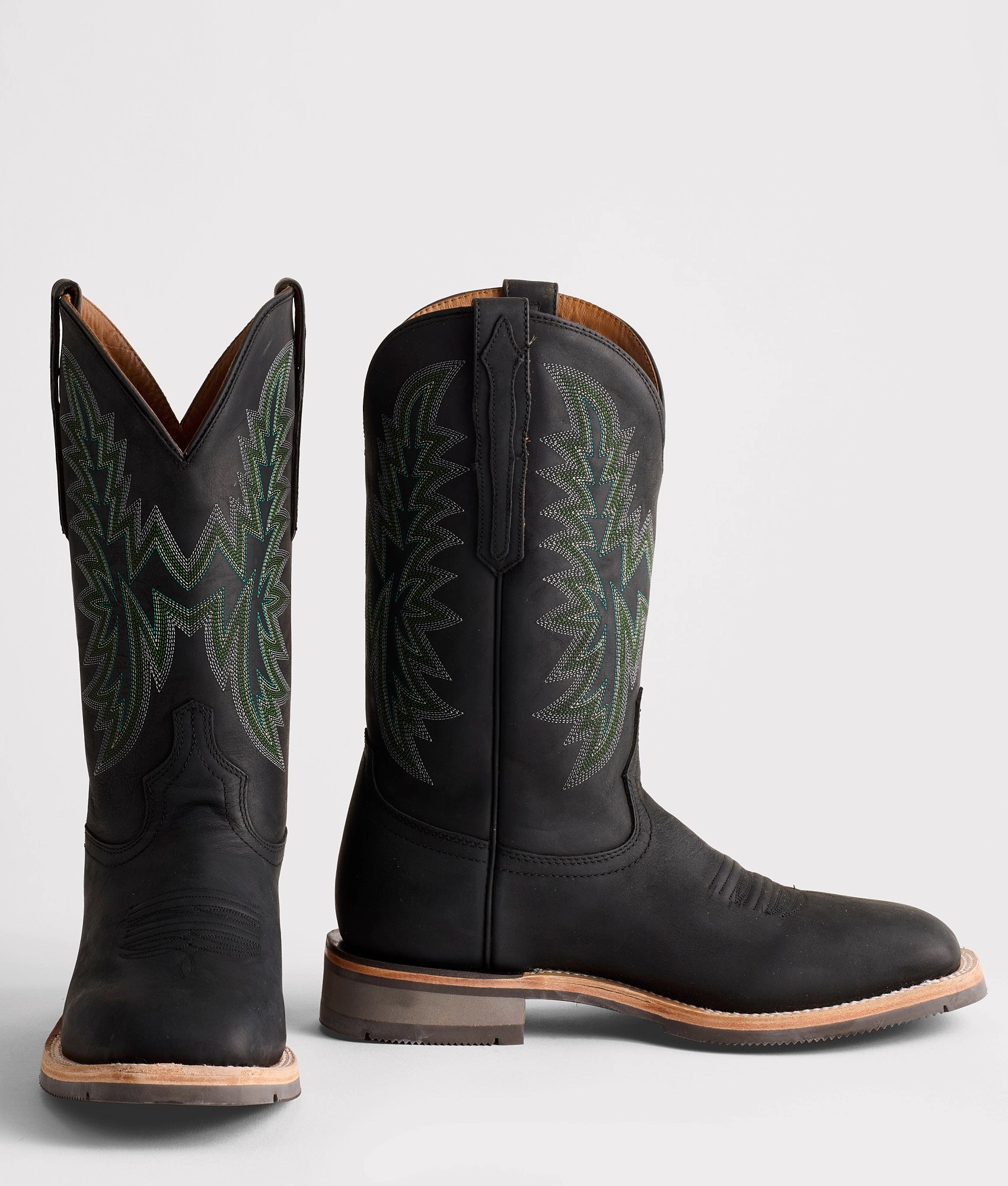 Reliable Grip Quick Drying City Walking Rudy Water Resistant :: Black