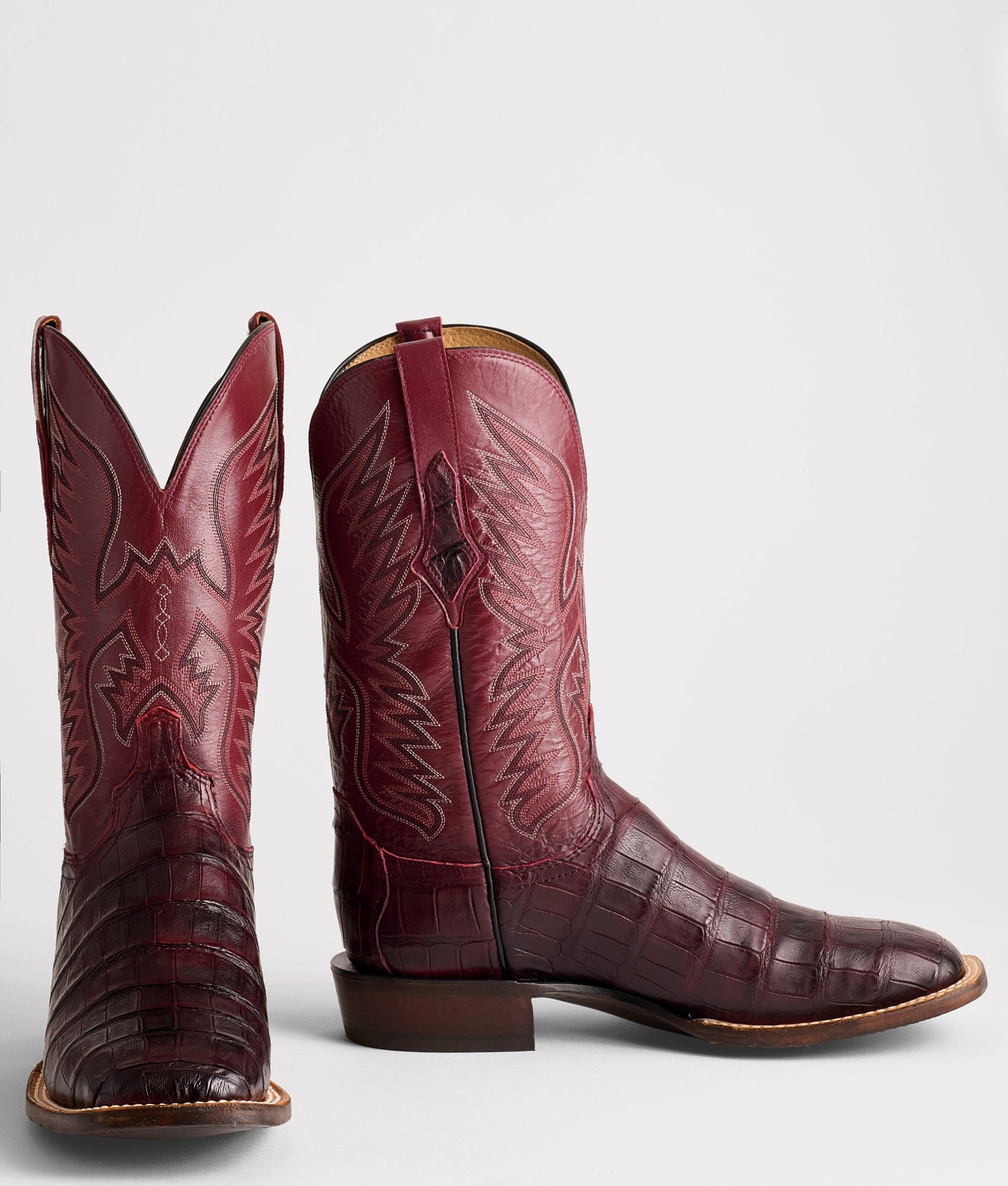 Storm Mode Mud Resistant Weekend Wanderer Bryan Exotic :: Black Cherry   Sangria