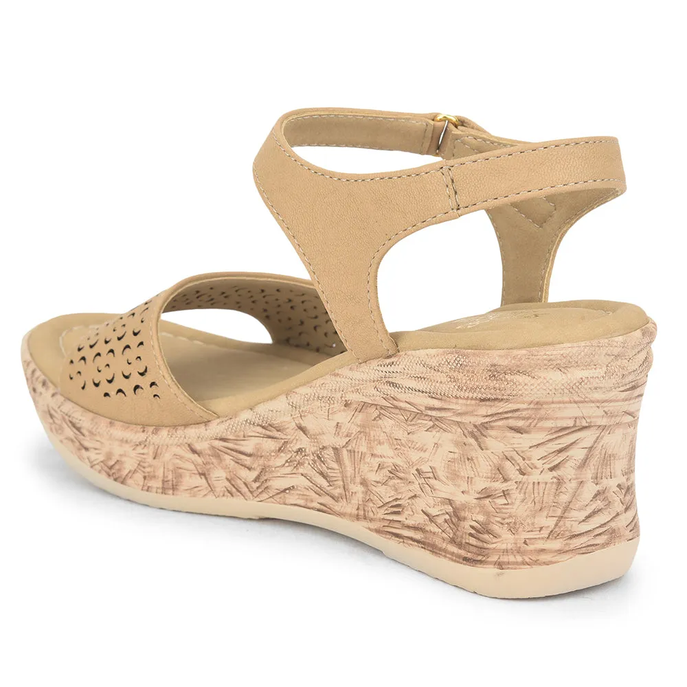 Leisure Design Grab And Go Senorita Casual Sandal For Ladies (Beige) DZL-867 By Liberty