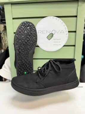 Timberland Short Casual Boot (Mens 9) low - cut running shoes