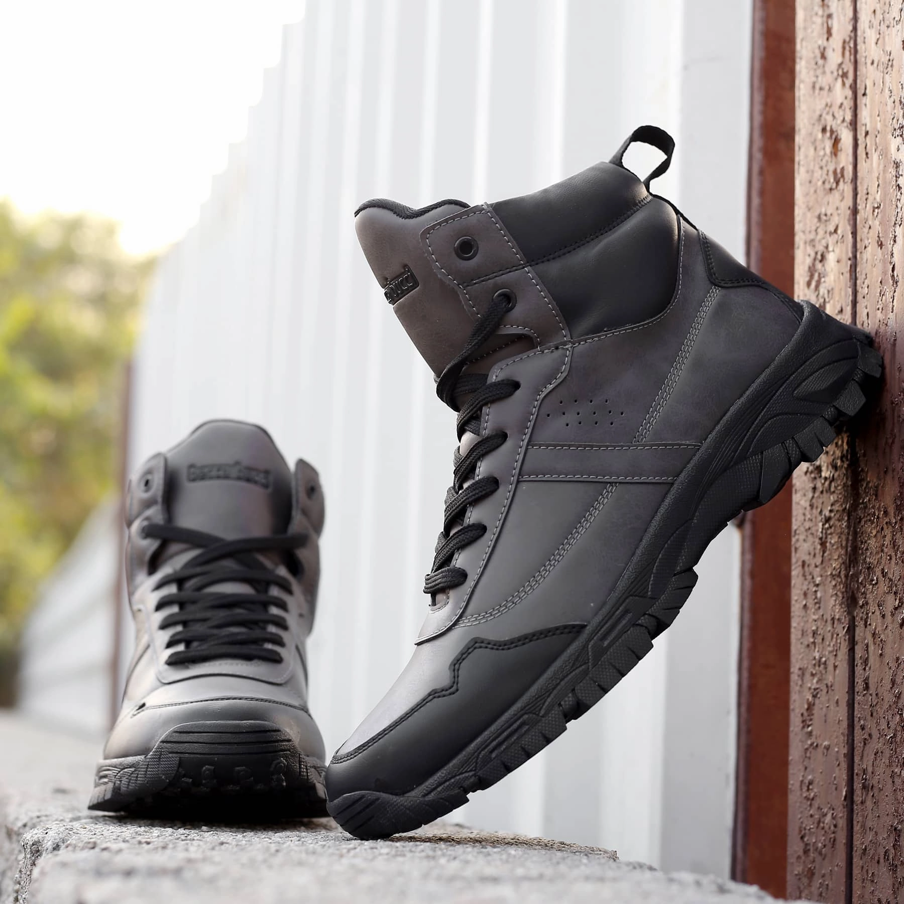 Bacca Bucci Everest Round Toe