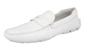 Modern Twist Prada Men's White Leather Driving Shoes Loafers 2DD116