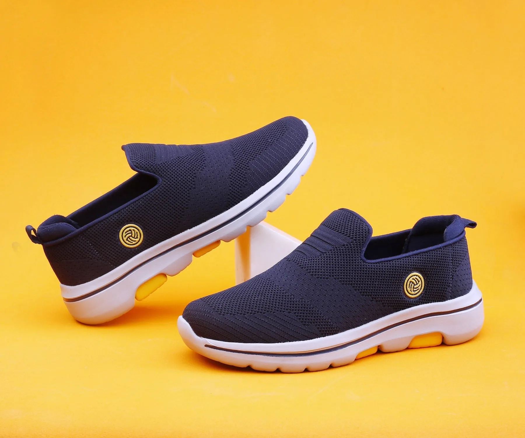 attention - to - detail Bacca Bucci Nimbus