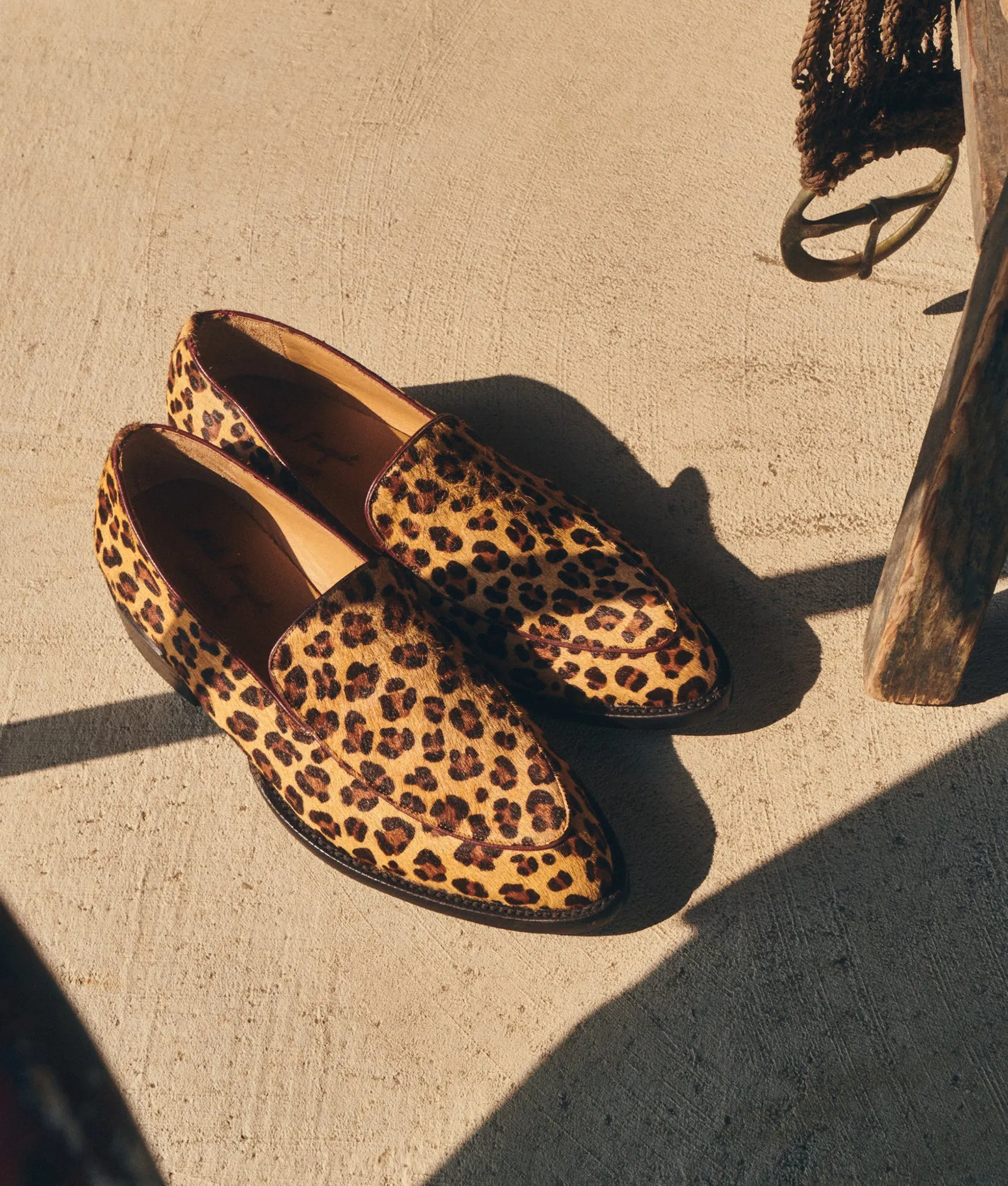 Sarni  :: Black Street Safe Firm Safe