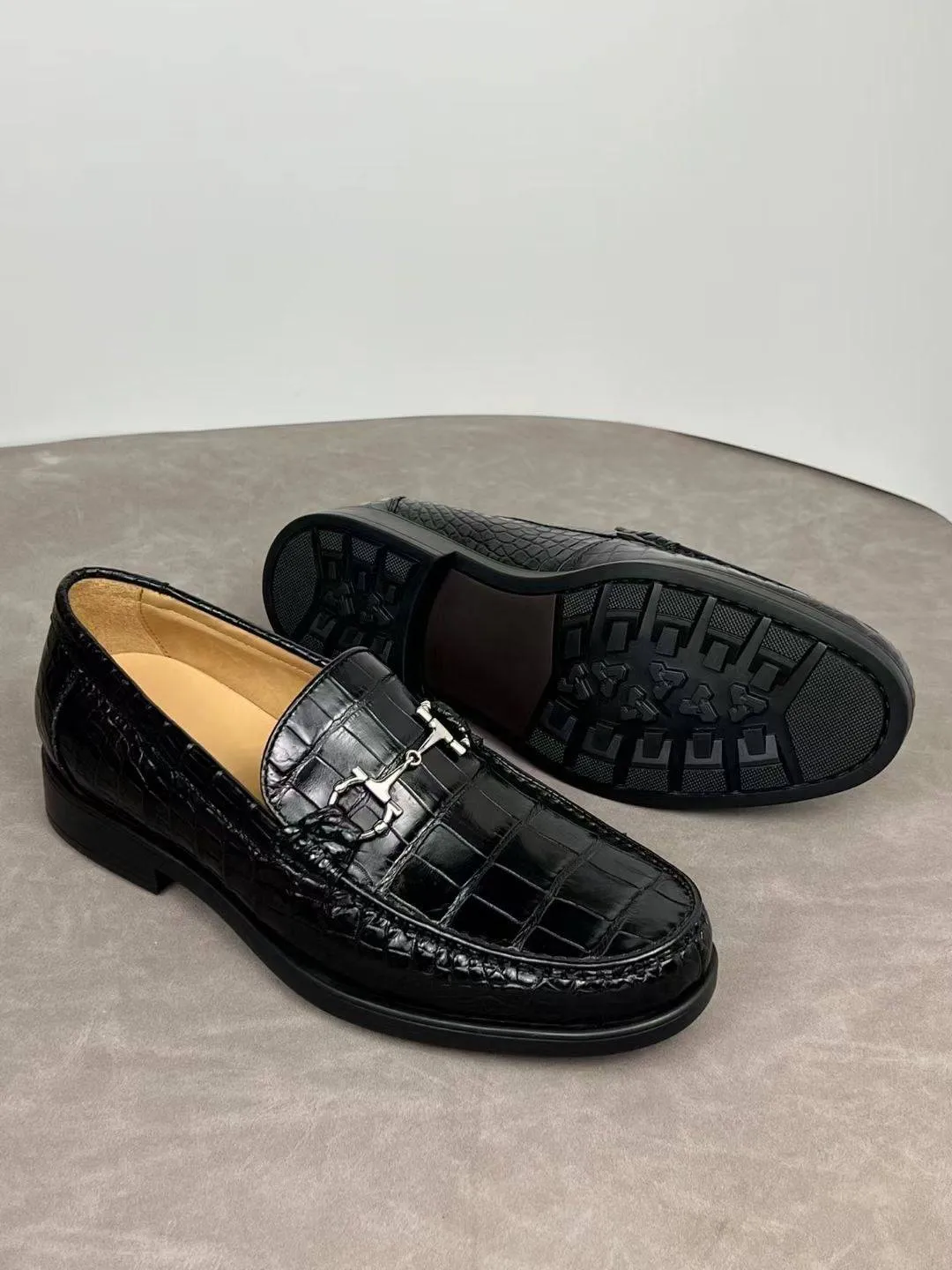 runway look Crocodile Shoes Crocodile Loafer Slip-On Shoes  Black