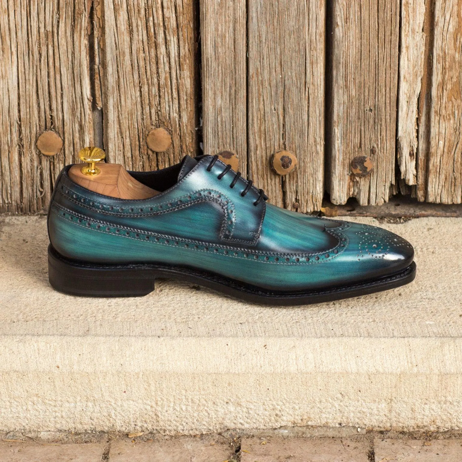 Main Shade Interior Focus Turquoise Patina Longwing Blucher Shoes