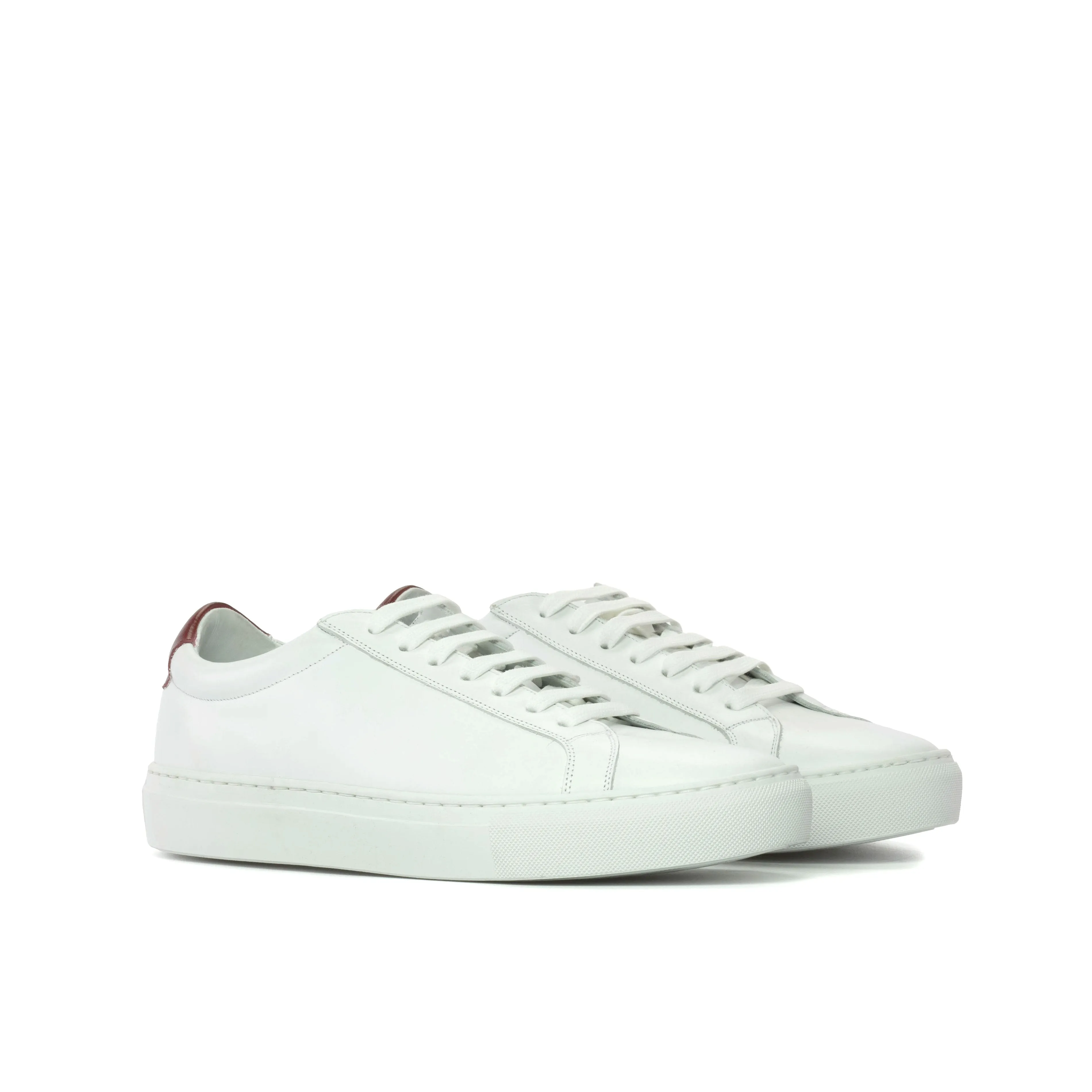Adaptable to different foot shapes White Low Kick Trainers