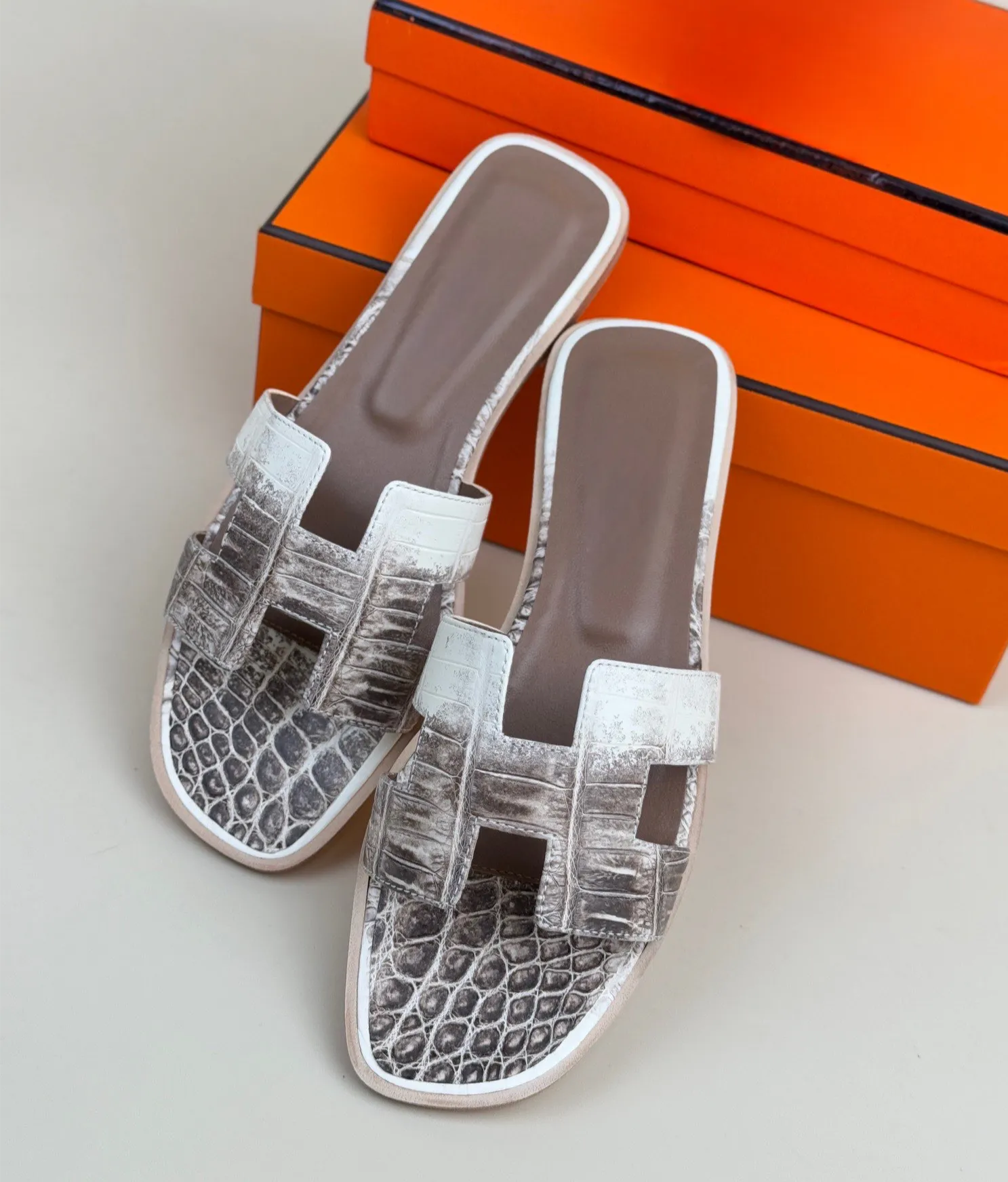 Scandi Clean Crocodile Slippers Women's Crocodile Leather Flat Slippers