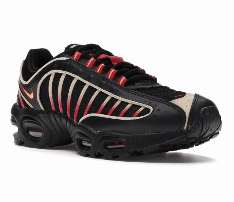 durable nylon shoes Slippery Surface Running Men's Nike Air Max Tailwind IV (Black/Gold-Red)