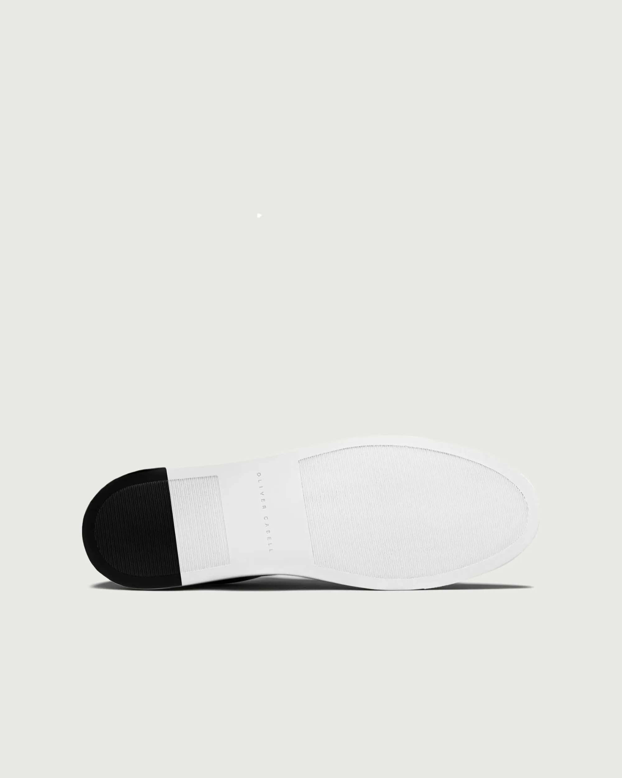 Uncrate x Oliver Cabell Foot Hugging Heat Dissipation Technology