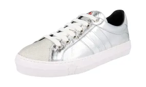 Durable Rubber Treads Moncler Women's Silver Leather Sneaker Ariel