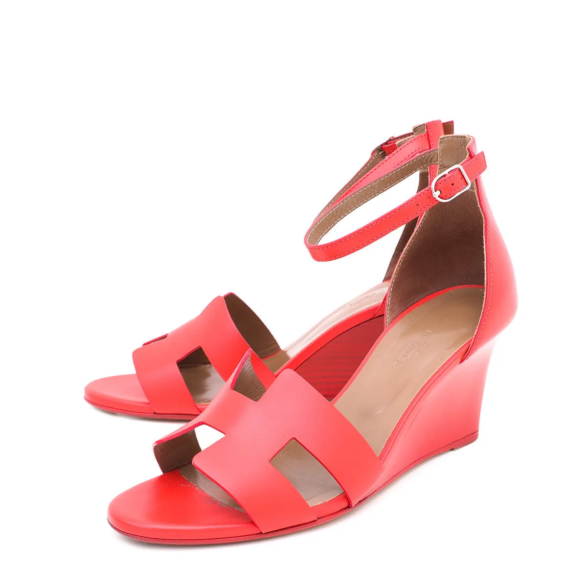 All Day Beach Walk Hermes Pavot Legend Wedge Sandals 39