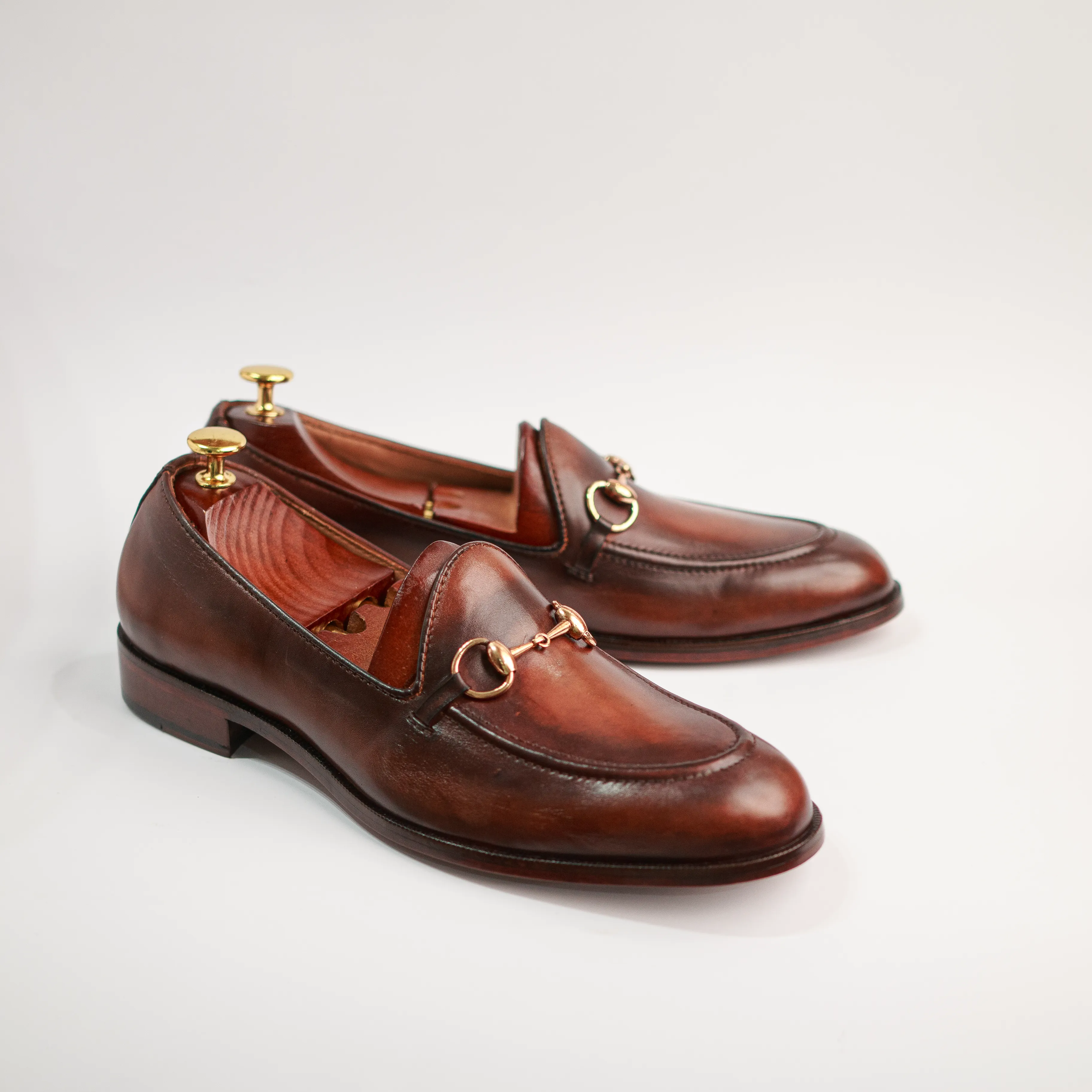 Verona - Dark Brown Patina Flexible Frame Corporate Staff