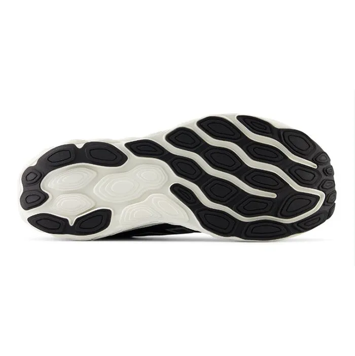 Clean Form Mens New Balance Fresh Foam X 880v14 in Black/Sea Salt/Silver Metallic