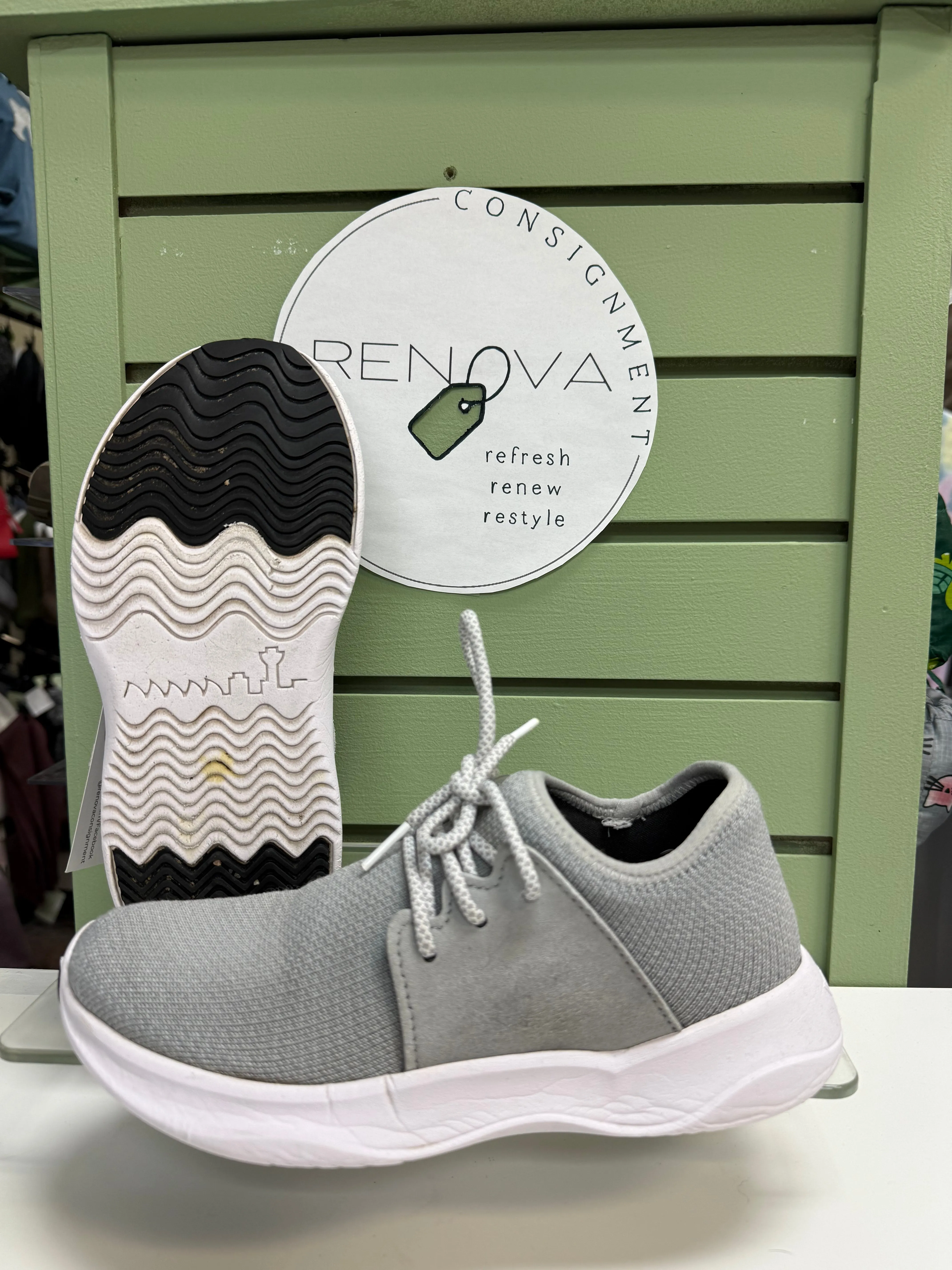 Daily Comfort MoldedMidfoot Vessi Everyday Runners (Womens 6)