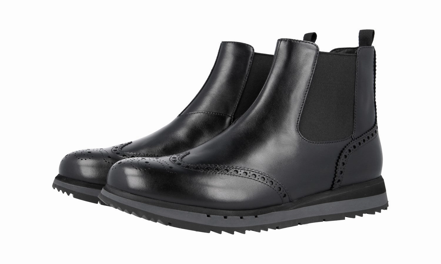 Evening Outfit Urban Must-Have Prada Men's Black Full Brogue Leather Half-Boot 4T2957