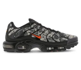 gravel running shoes Men??s Nike Air Max Plus TN (Black Orange Camo)