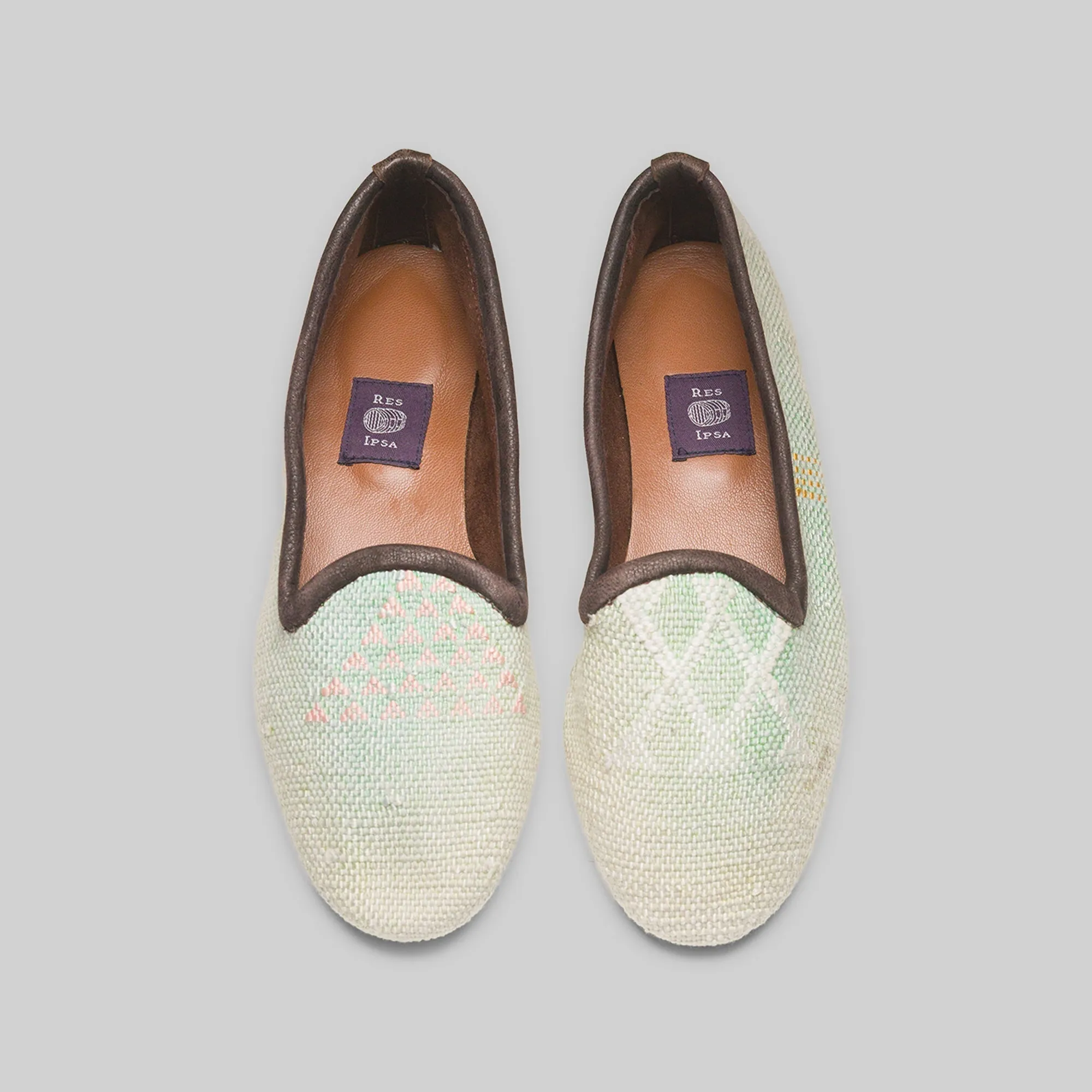 Daylong Comfort Footwear Women's Cactus Silk Loafer Size 7