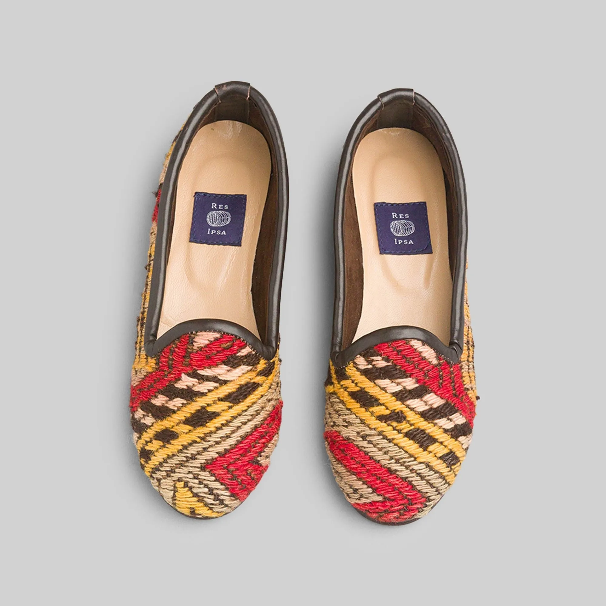Women's Kilim Loafer Size 6 Flat Design Meadow Walk