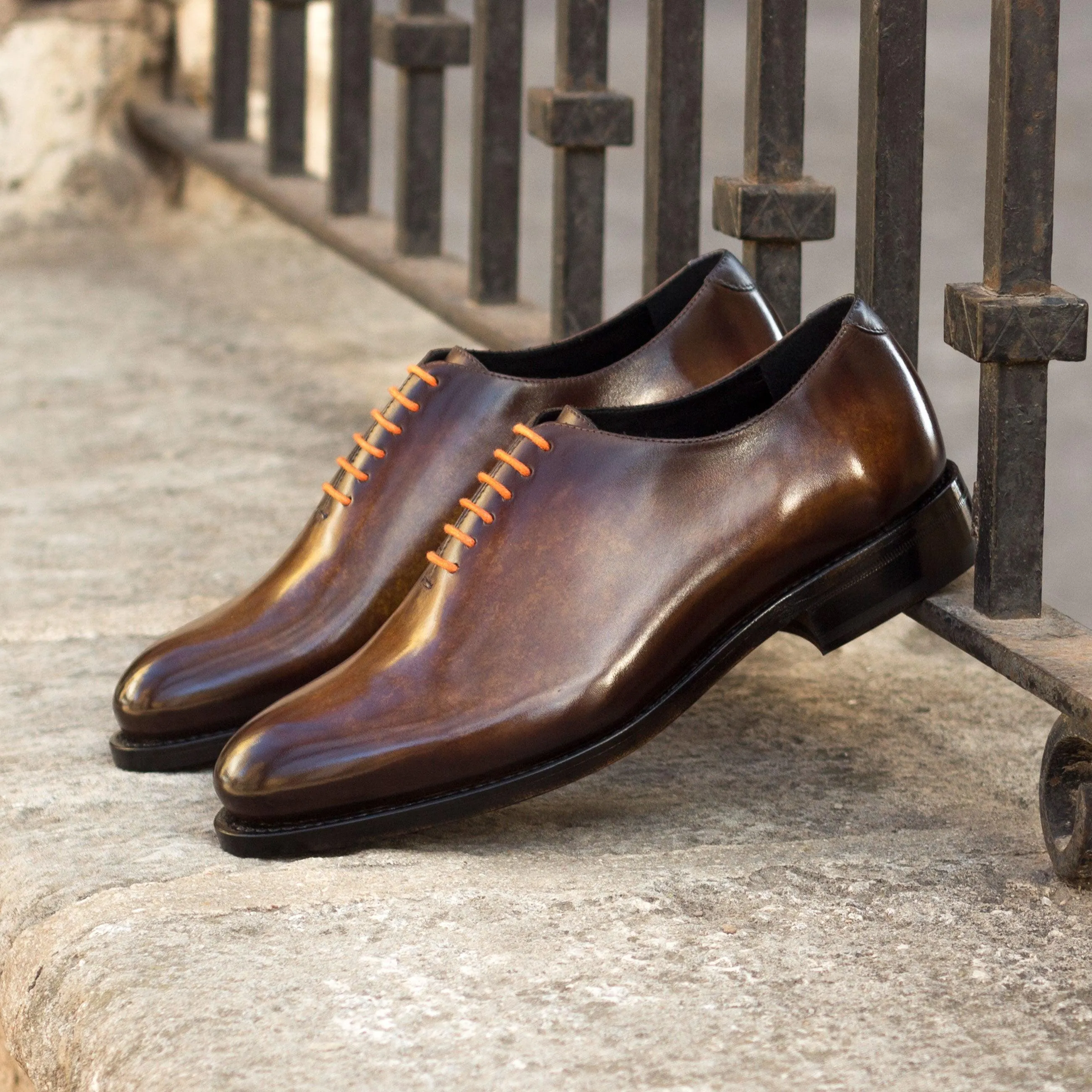 Conference Fit Light Walk Plain Cognac Patina Leather Wholecut Shoes
