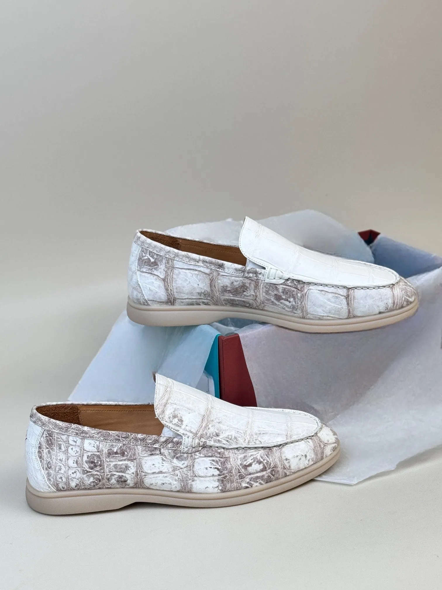 College Walk soft cushions Crocodile Loafers,  Men's Himalayan Crocodile Leather Loafers Slip-On Dress Shoes Very Comfortable