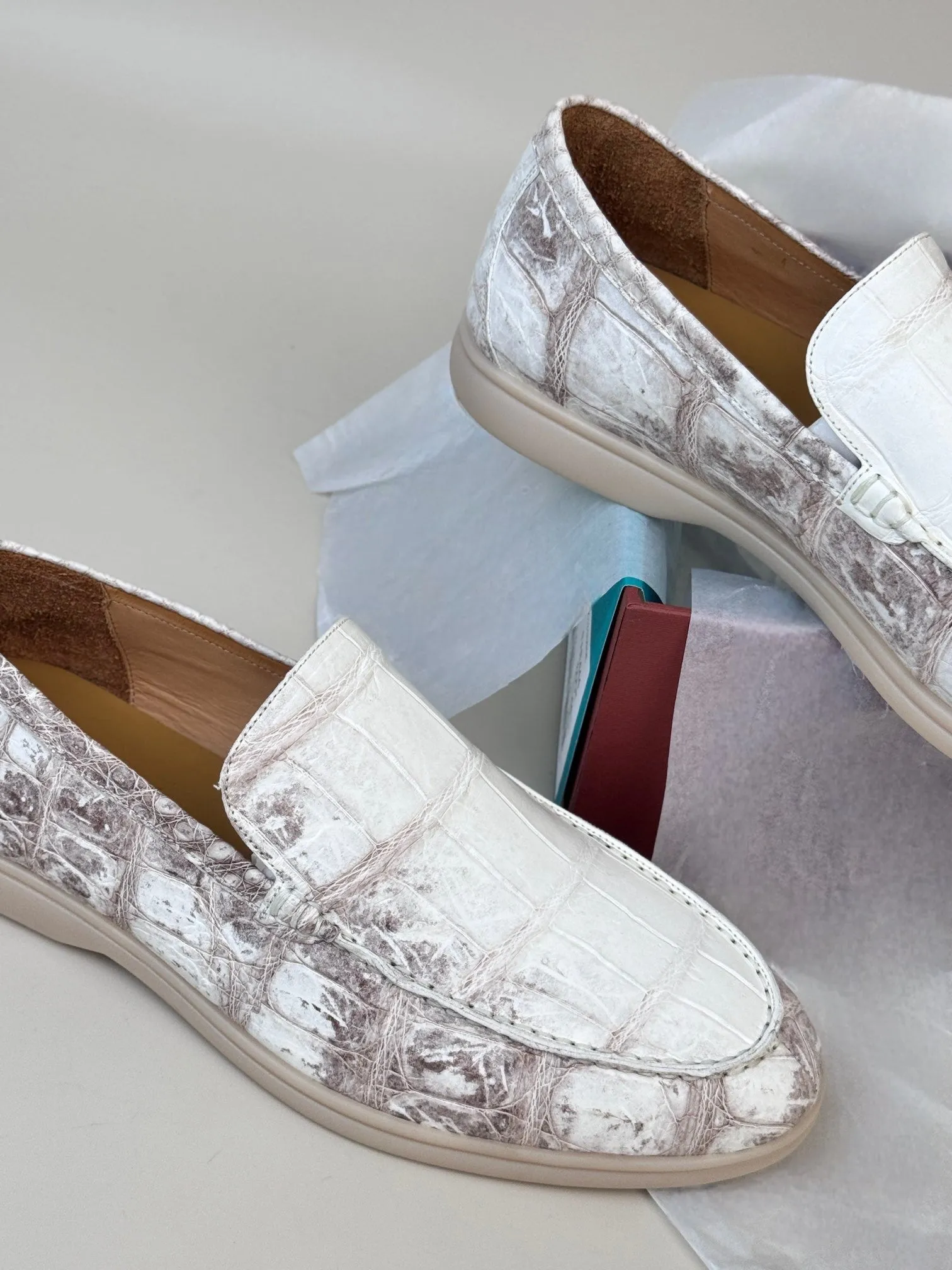 Crocodile Loafers,  Men's Himalayan Crocodile Leather Loafers Slip-On Dress Shoes Very Comfortable Foot Health Flats Design Show